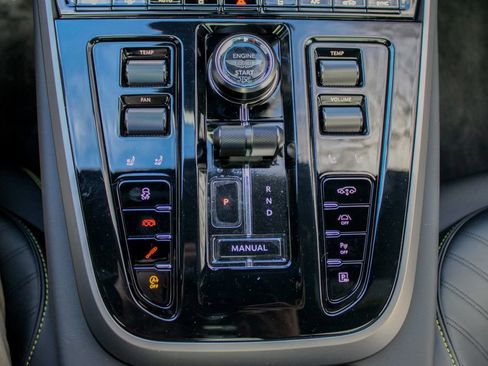 New 2026 Aston Martin DBX 707 image 16