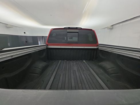 Used 2019 Nissan Titan Platinum Reserve image 43