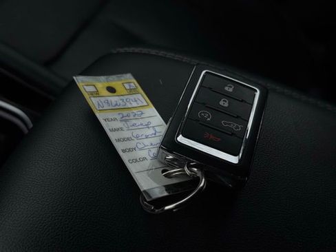 Certified 2022 Jeep Grand Cherokee Limited image 39