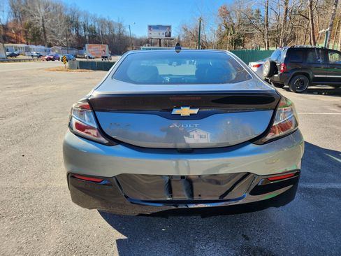 Used 2017 Chevrolet Volt LT w/ Comfort Package image 10