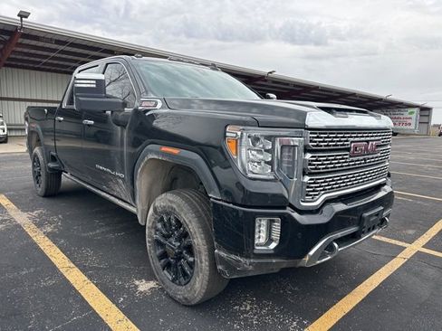 Used 2023 GMC Sierra 2500 Denali w/ Denali Black Diamond Edition image 2