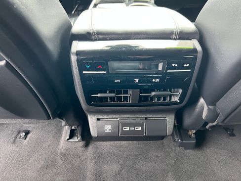 Certified 2024 Acura MDX FWD w/ Technology Package image 27