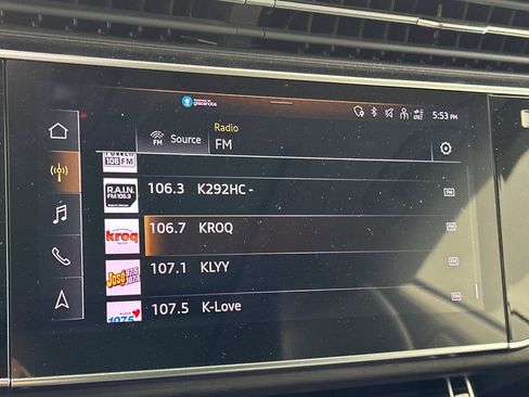 Used 2023 Audi Q8 Prestige w/ Prestige Package image 17