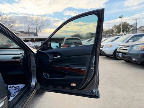 Used 2010 Honda Crosstour EX-L image 43