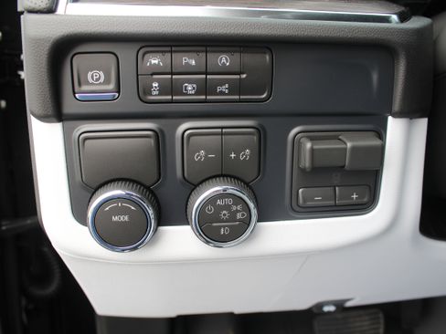 New 2026 Chevrolet Tahoe Premier image 35