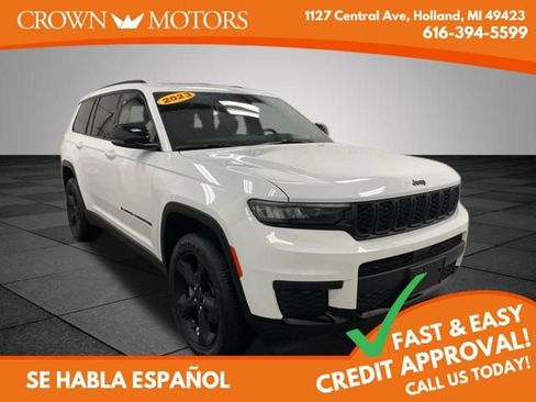 Used 2023 Jeep Grand Cherokee L Altitude image 1