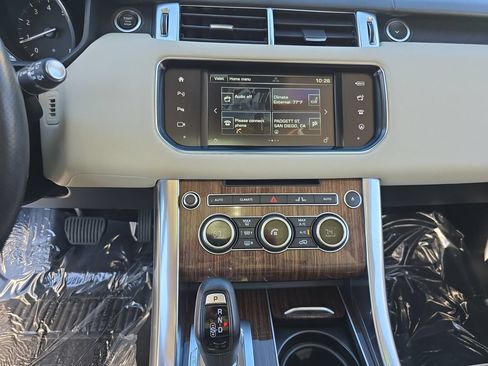 Used 2016 Land Rover Range Rover Sport HSE AWD/4WD image 23