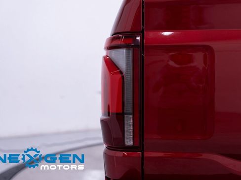 Used 2024 Ford F150 Platinum image 57