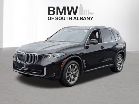 Certified 2024 BMW X5 xDrive40i w/ Premium Package AWD/4WD image 7