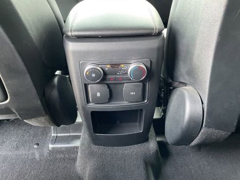 Used 2020 Ford Explorer XLT w/ Equipment Group 202A AWD/4WD image 26