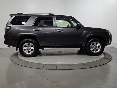 Used 2020 Toyota 4Runner SR5 image 7