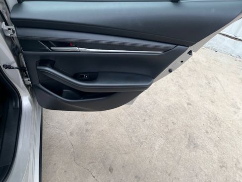 Certified 2026 MAZDA MAZDA3 2.5 S Sedan w/ Preferred Pkg FWD image 17