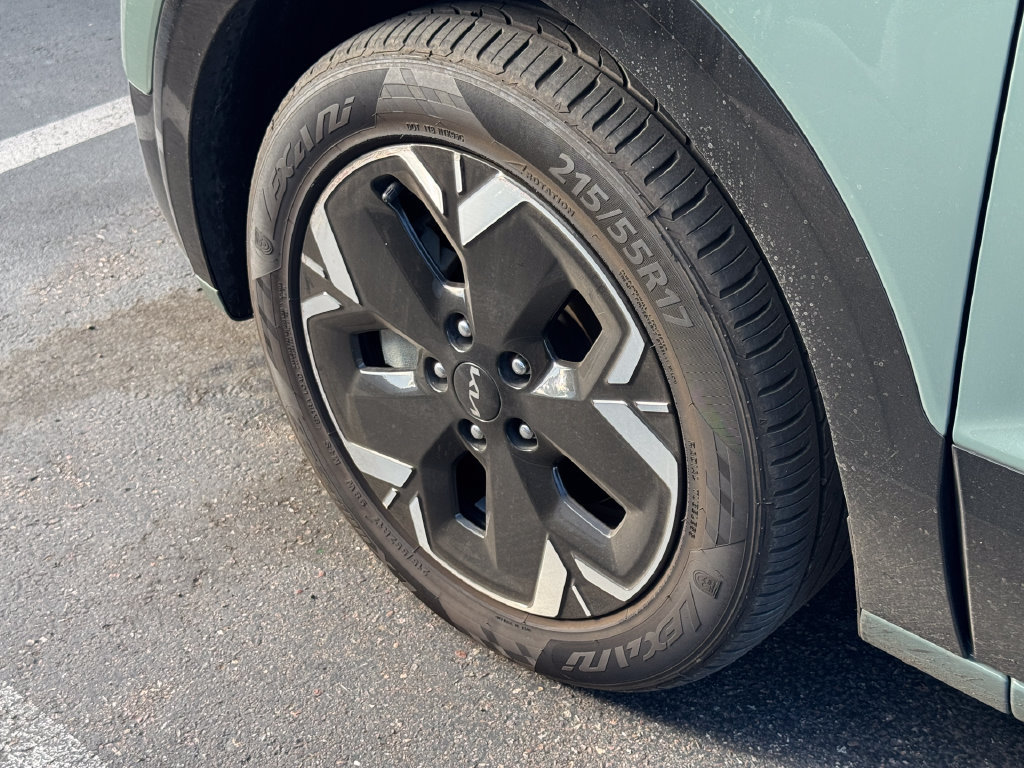 Used 2023 Kia Niro Wind FWD image 20