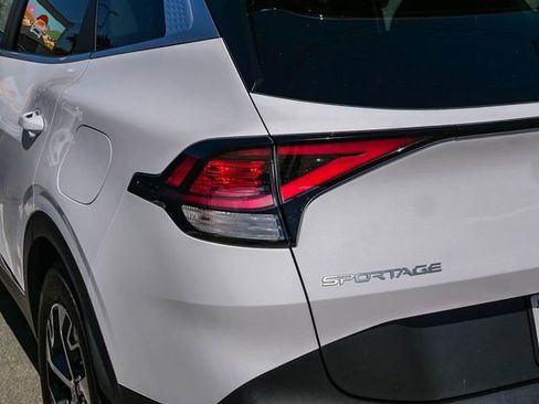 Certified 2023 Kia Sportage EX FWD image 13