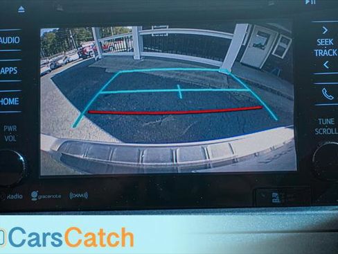 Used 2017 Toyota Sienna XLE w/ XLE Navigation Package image 32