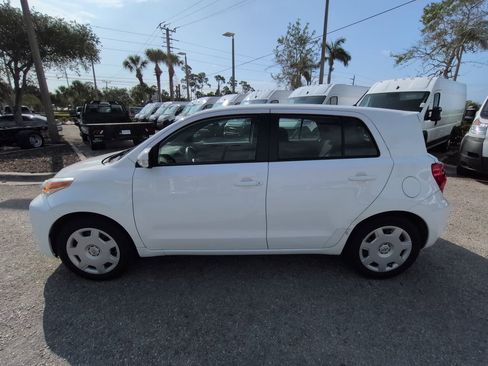 Used 2012 Scion xD FWD image 8