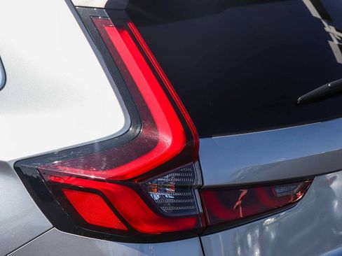 Used 2024 Honda CR-V Sport image 7