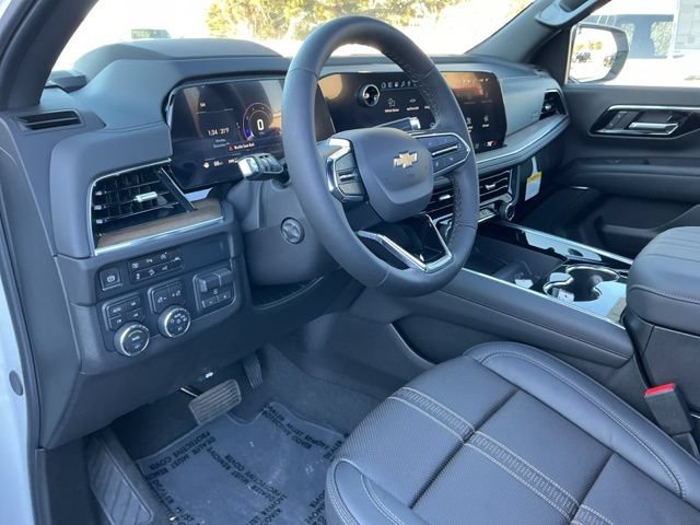 New 2025 Chevrolet Tahoe High Country AWD/4WD image 12
