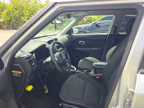 Used 2014 Kia Soul + w/ Eco Package FWD image 5