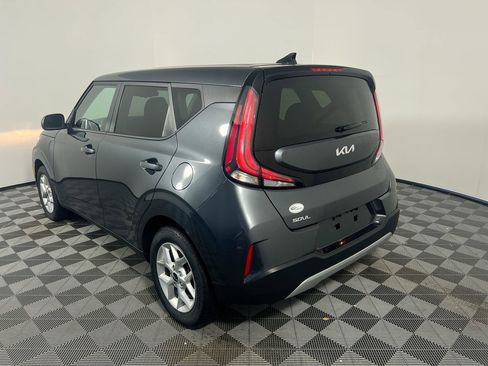 Certified 2025 Kia Soul LX w/ LX Technology Package FWD image 6