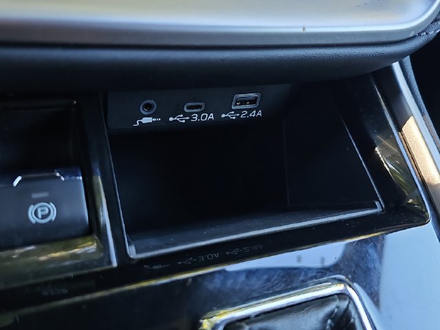 Certified 2024 Subaru Outback Limited AWD/4WD image 36