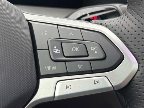 New 2026 Volkswagen Tiguan SE R-Line FWD image 20