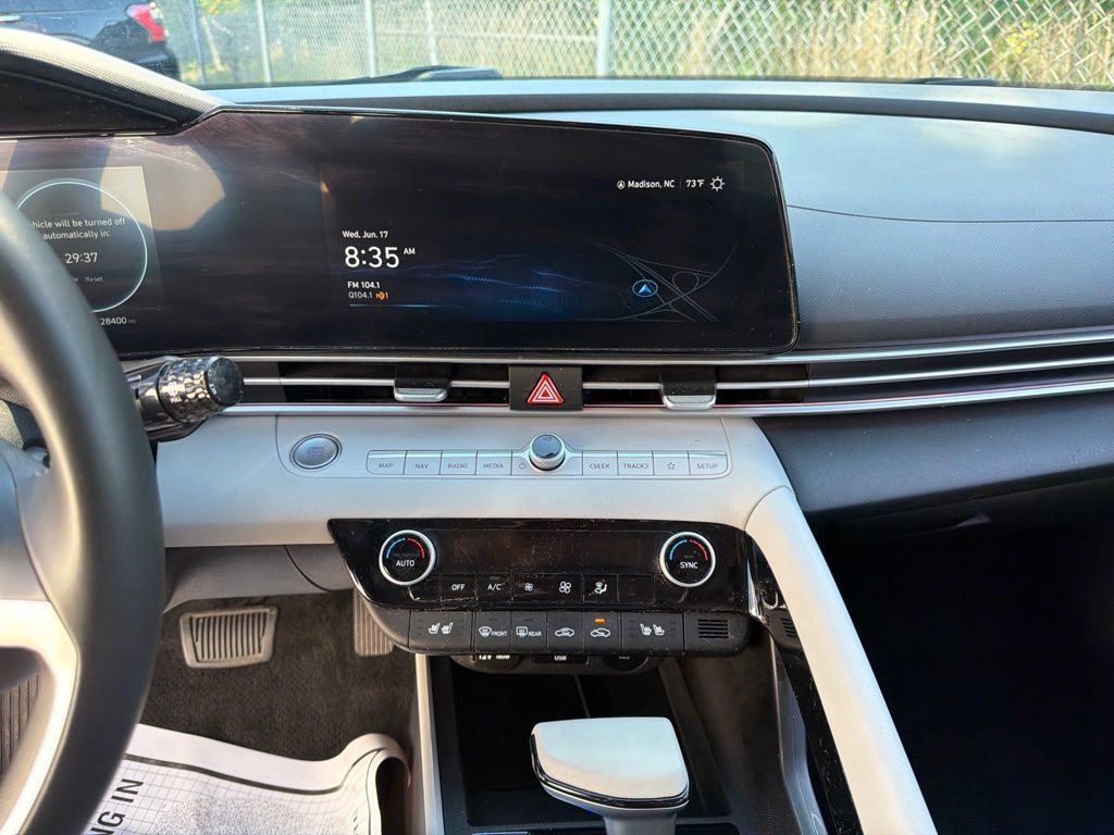 Used 2024 Hyundai Elantra Limited FWD image 28