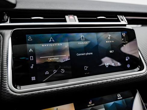 Used 2022 Land Rover Range Rover Velar R-Dynamic S image 57