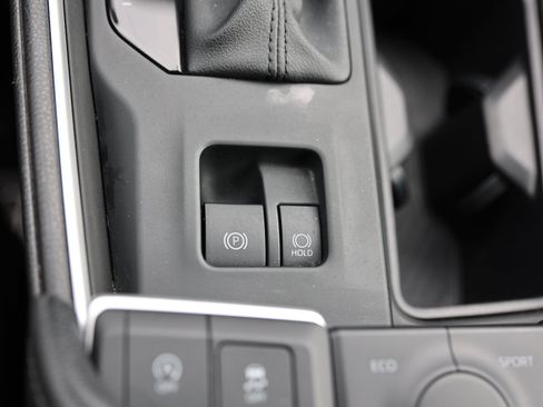 Used 2025 Toyota Grand Highlander AWD image 35