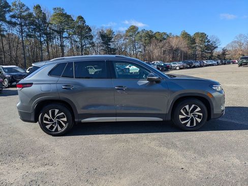 New 2026 Volkswagen Tiguan S image 3