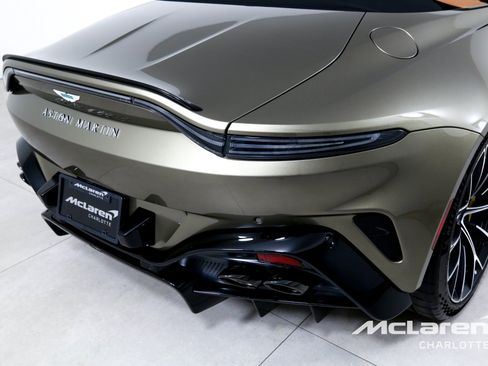 Used 2026 Aston Martin V8 Vantage S RWD image 32