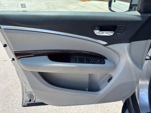Used 2017 Acura MDX SH-AWD w/ Technology Package image 12