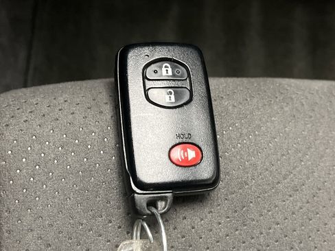 Used 2012 Toyota Prius One image 20