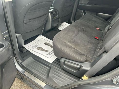 Used 2013 Nissan Pathfinder S image 9