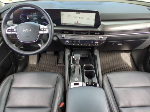Used 2025 Kia Telluride S FWD image 9