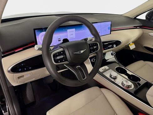 New 2026 Genesis GV70 2.5T AWD/4WD image 9