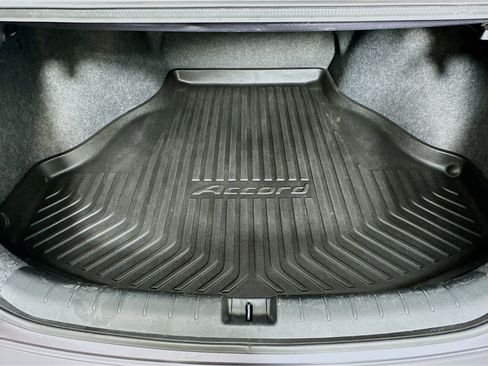 Used 2015 Honda Accord Sport image 25