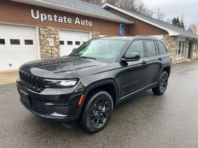 New 2025 Jeep Grand Cherokee Altitude