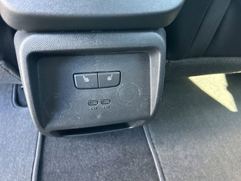 New 2026 Chevrolet Equinox EV LT image 25