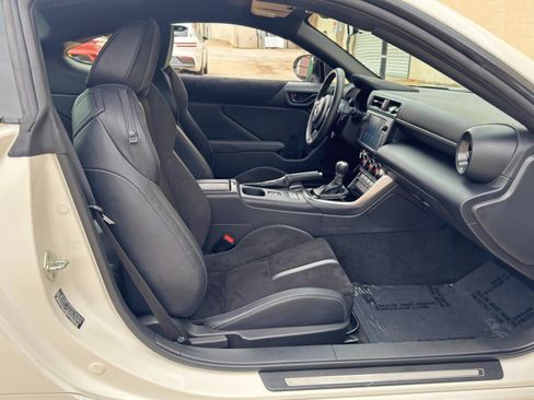 Used 2023 Toyota GR86 Premium w/ ALL Weather Mat Package (TMS) RWD image 14