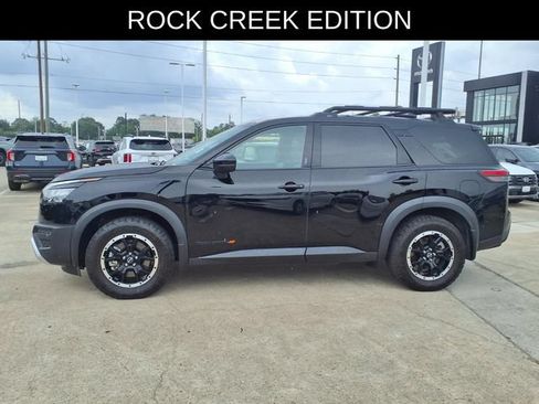 Used 2024 Nissan Pathfinder Rock Creek AWD/4WD image 7
