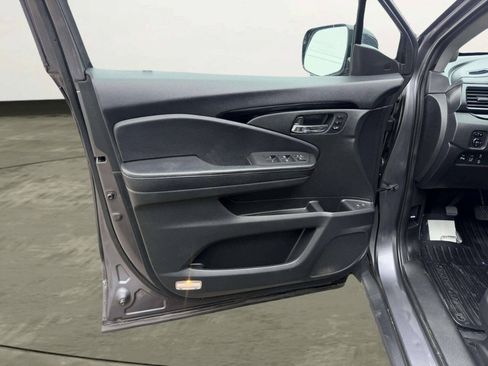 Used 2017 Honda Pilot Elite image 17