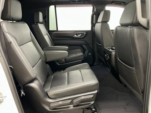 Certified 2024 Chevrolet Suburban Z71 w/ Luxury Package image 49