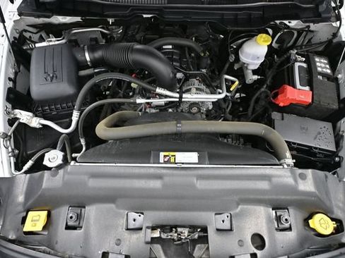Used 2022 RAM 1500 Warlock AWD/4WD image 53