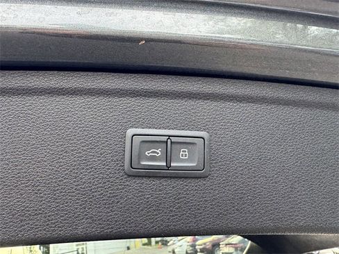 Certified 2022 Audi Q5 2.0T Premium image 34