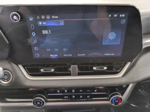 Used 2025 Chevrolet Equinox LT AWD/4WD image 8