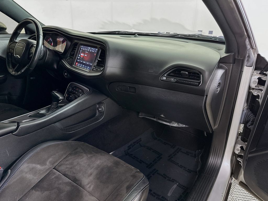Used 2022 Dodge Challenger R/T w/ Plus Package RWD image 34