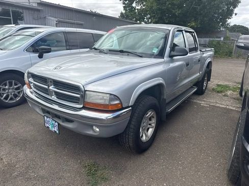 Used 2004 Dodge Dakota SLT w/ PWR Convenience Group AWD/4WD image 2