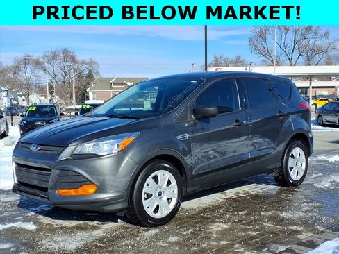 Used 2016 Ford Escape S image 3