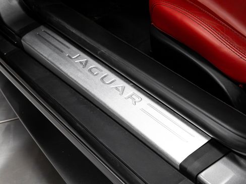 Used 2016 Jaguar F-TYPE S image 40